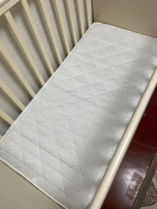 СРОЧНО! Продам Детскую кроватку трансформер