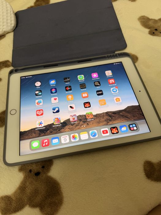 Продам ipad 6 поколения
