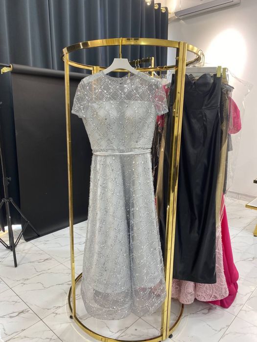 Рейл вешалка для магазина , бутика, ателье