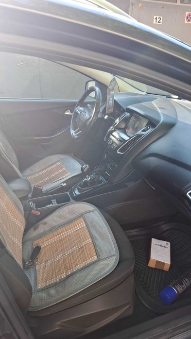 FORD Focus 2014 — imagine 3