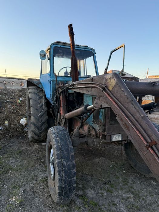 Продам  Трактор