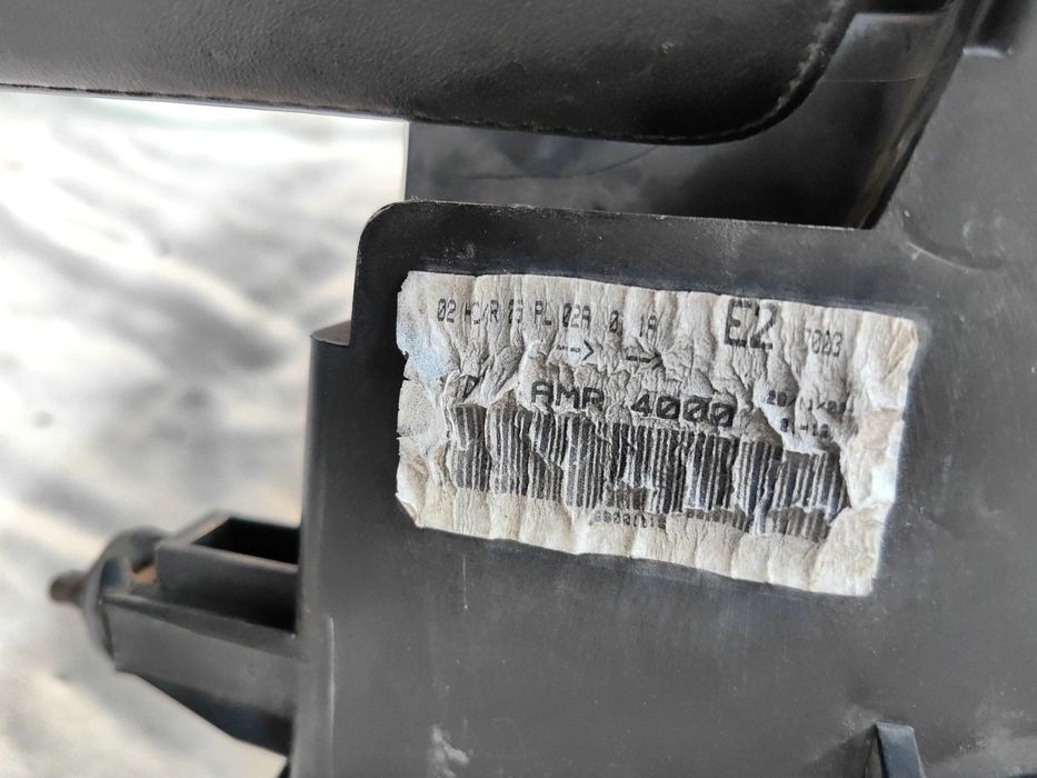 Оригинален фар  Land Rover Freelander