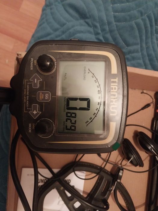 Металлоискатель продам