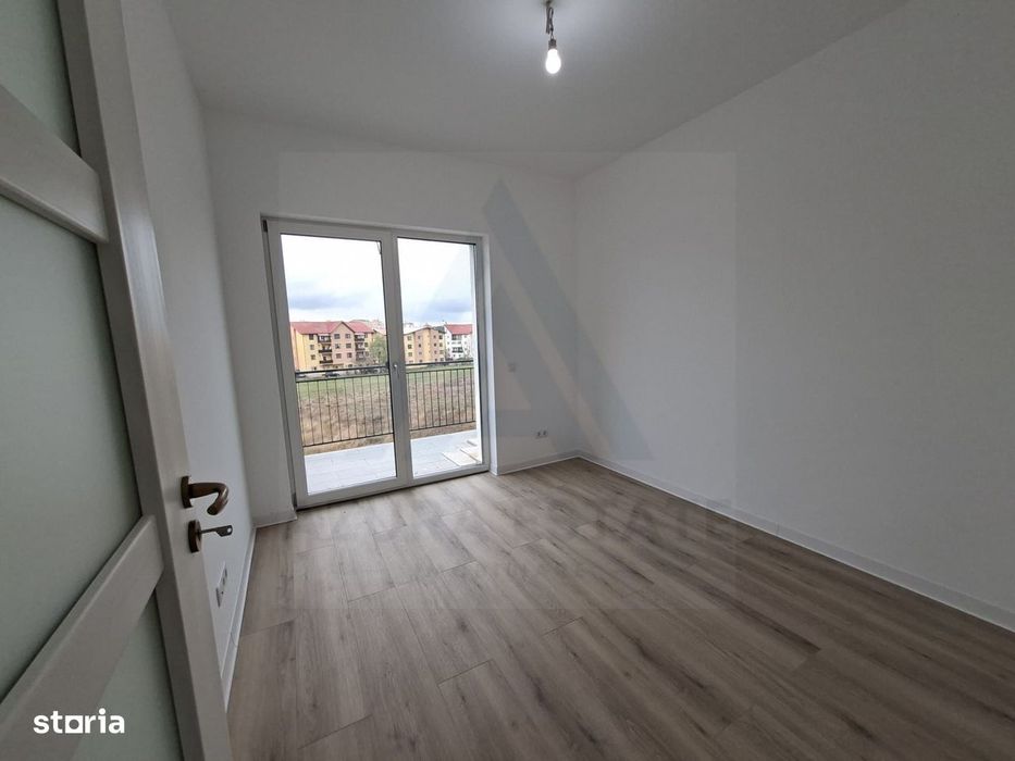 Apartament la cheie 2 camere 54 mp utili etaj 1 si boxa in Selimbar — fotografia 1