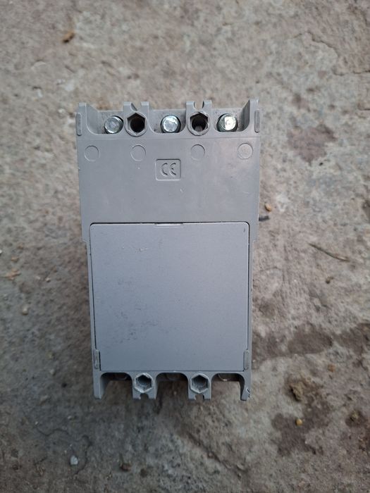 Intrerupator automat Schneider