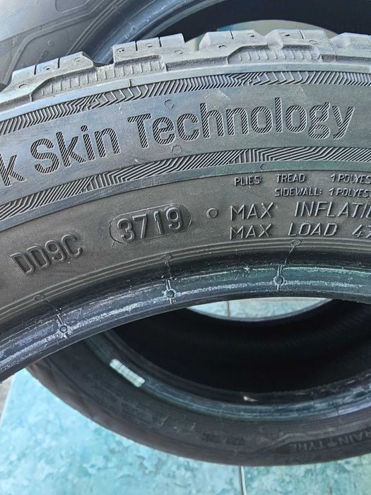 195 55 15 цола 2 броя зимни гуми Uniroyal