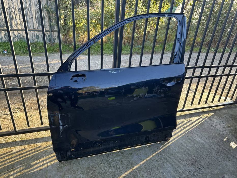 Usa stanga fata Volkswagen Touareg / Porsche Cayenne 7P 2010-2018