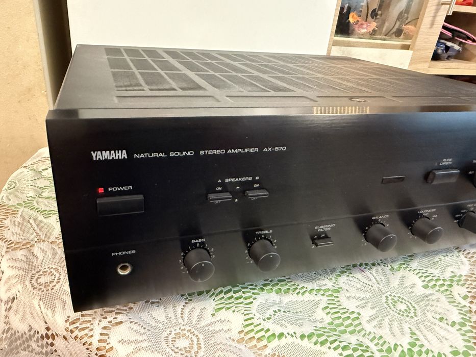 Като нова Yamaha AX-570 Стерео усилвател