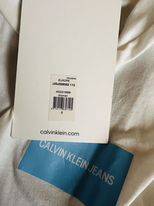Calvin Klein Oversived