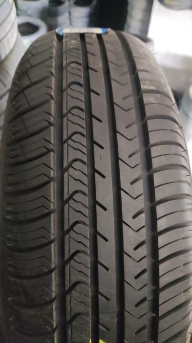 1бр чисто нова гума 195/65/15 Kleber
8.9мм
Гумата е чисто нова с етике