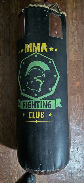 Продам груши 1.40 и 1 м.