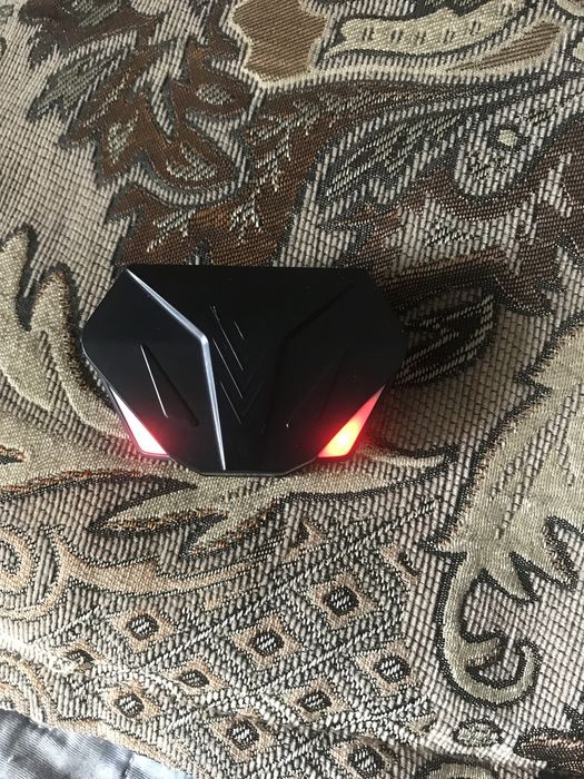 Беспроводной наушник