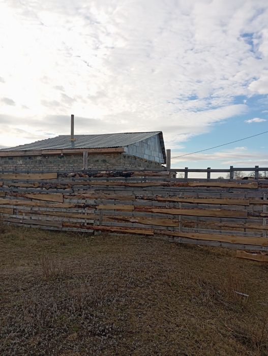 Продам дом земельный участок