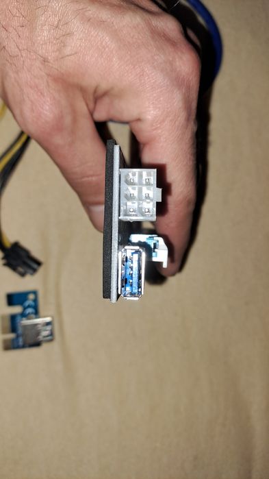 Placi PCI x 16 Riser