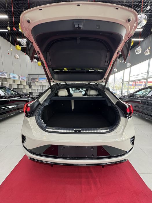 Zeekr 001 2026 — 6