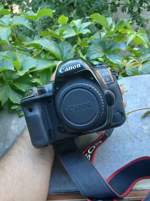 Canon 5D mark 4 с объективом