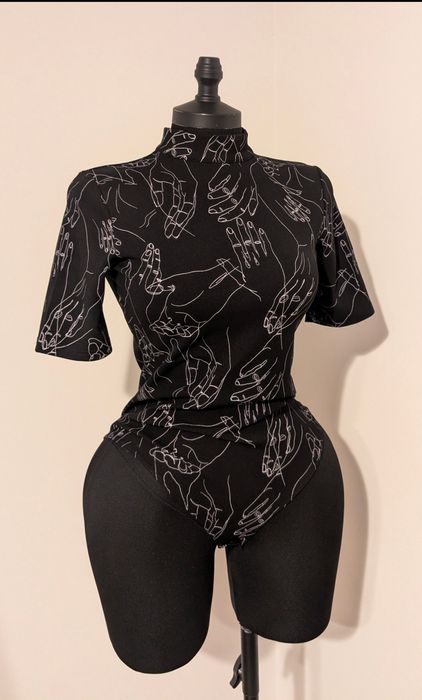 Body modern "Cropp "cu imprimeu grafic – talie evidențiată, look fash