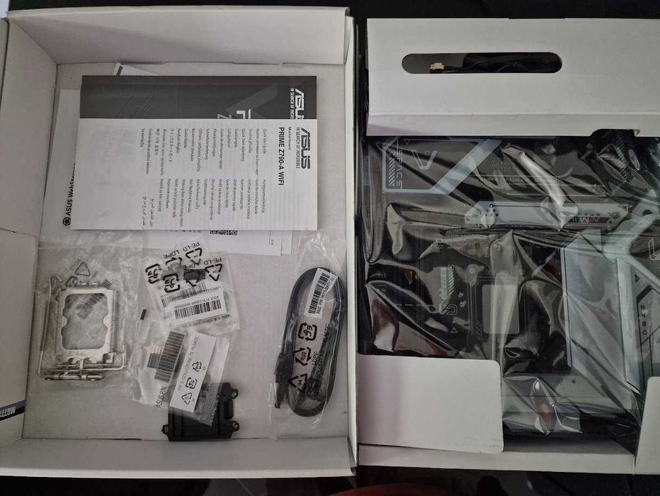 Placa de baza Asus Prime Z790-A DDR5 WIFI + contact frame
