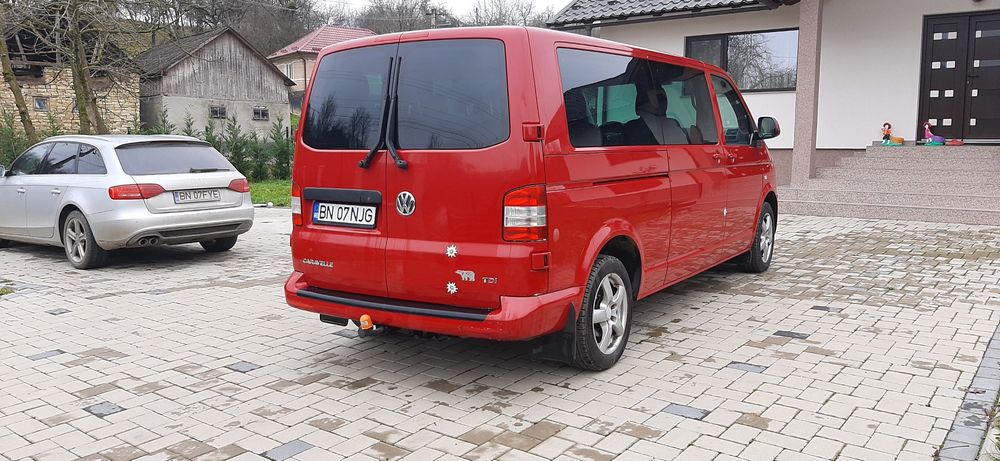 Vând Wolksvagen Caravele