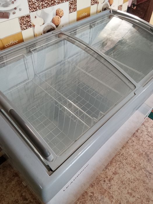 Морозильник продам