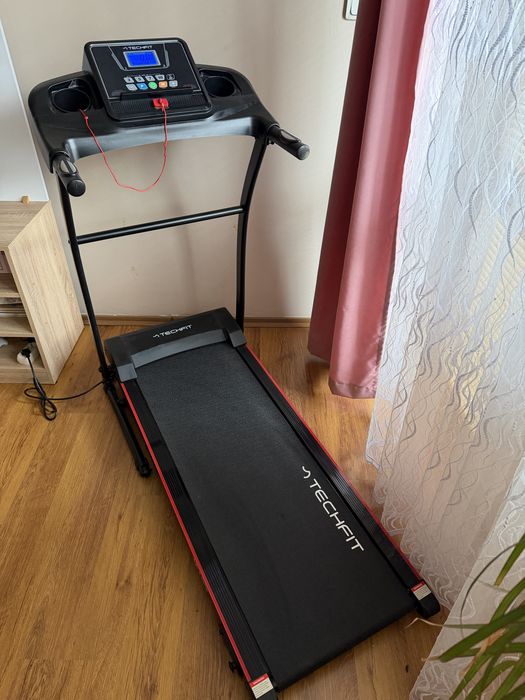 Бягаща пътека TECHFIT