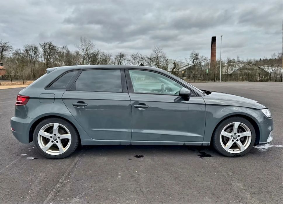 Audi A3 Sportback Audi A3 35 tfsi