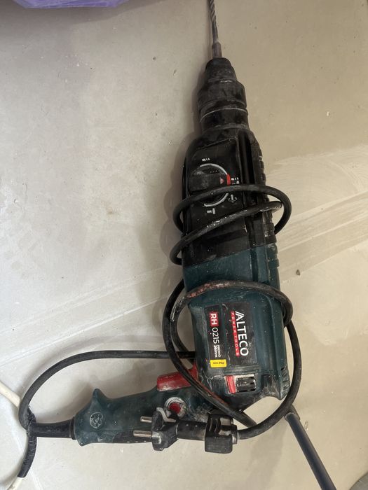Продам перфоратор Alteco