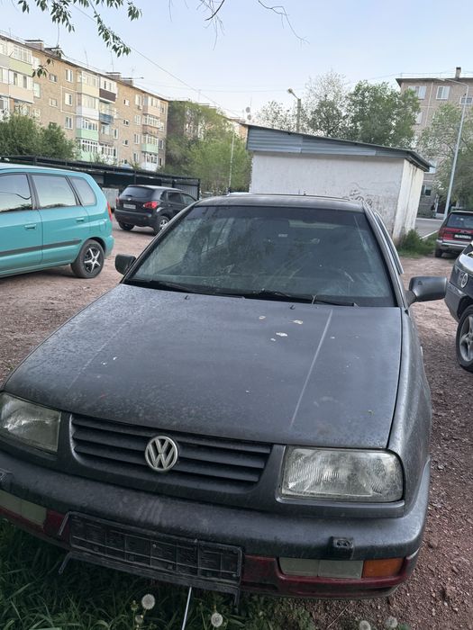 Продаю машину Венто