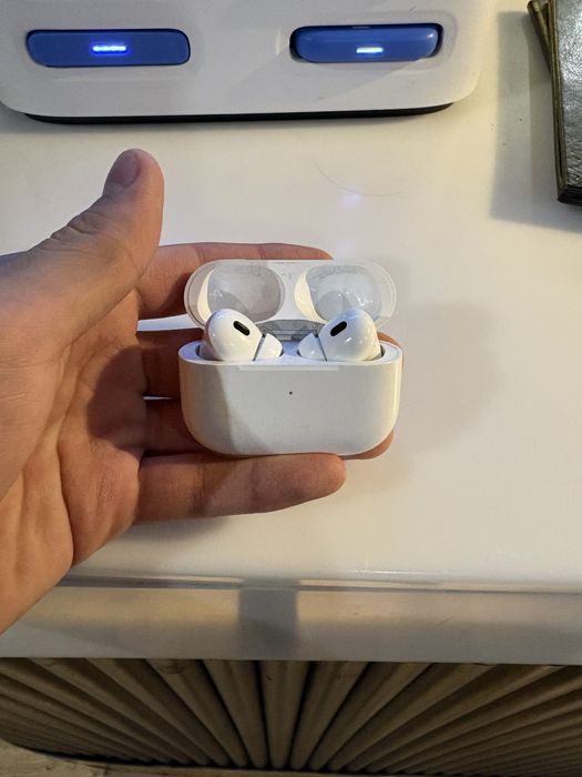 Продаю AirPods Pro 2