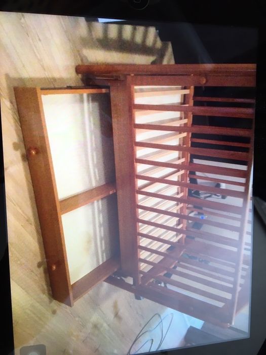 Продам детскую кроватку