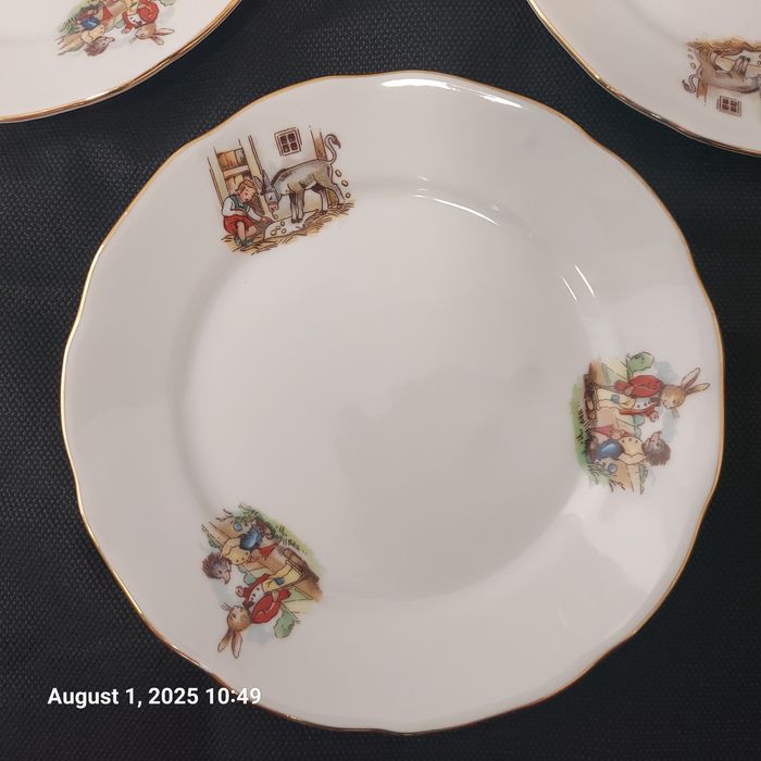 Set 6 farfurii retro cu personaje pentru copii