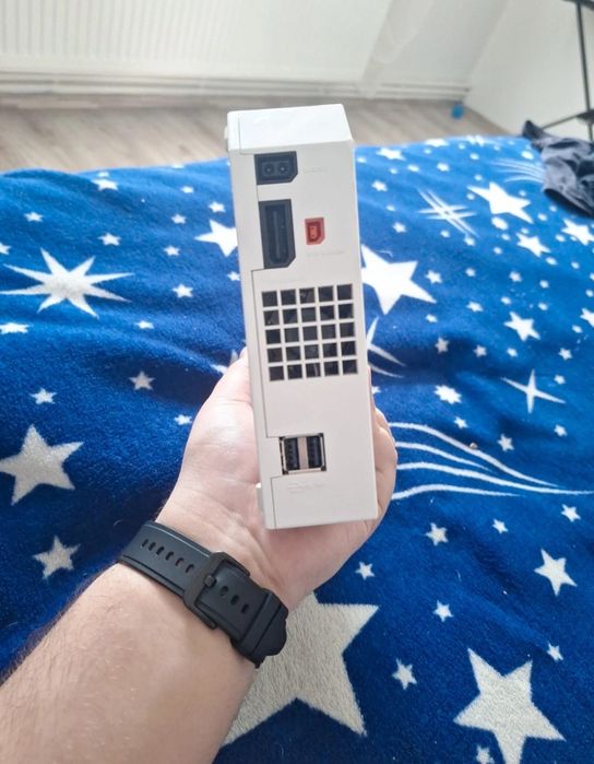 Vând consolă WII