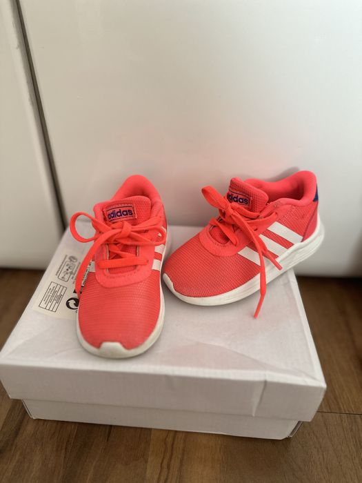 Adidasi pentru fete 23