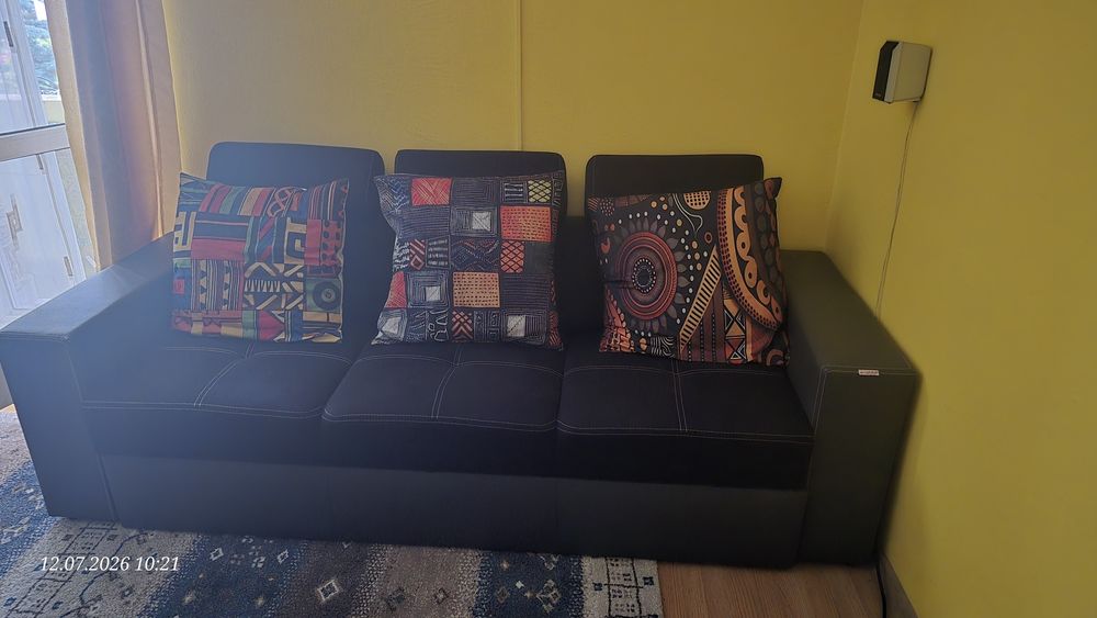 Canapea sufragerie extensibilă