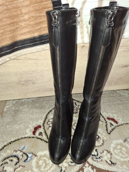 Зимние сапоги 35р.