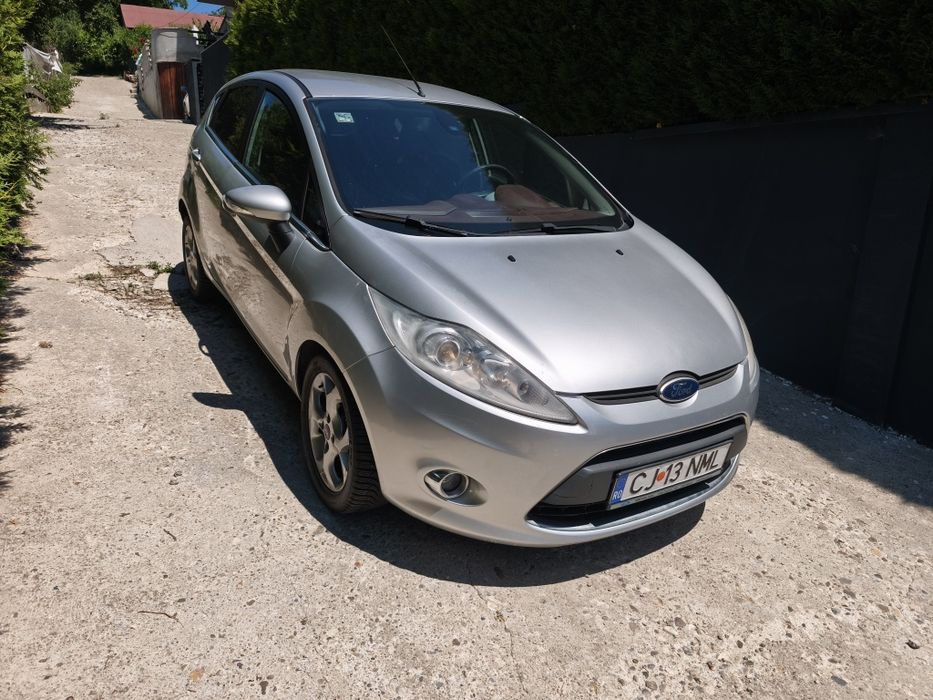 FORD Fiesta 2010 — imagine 2