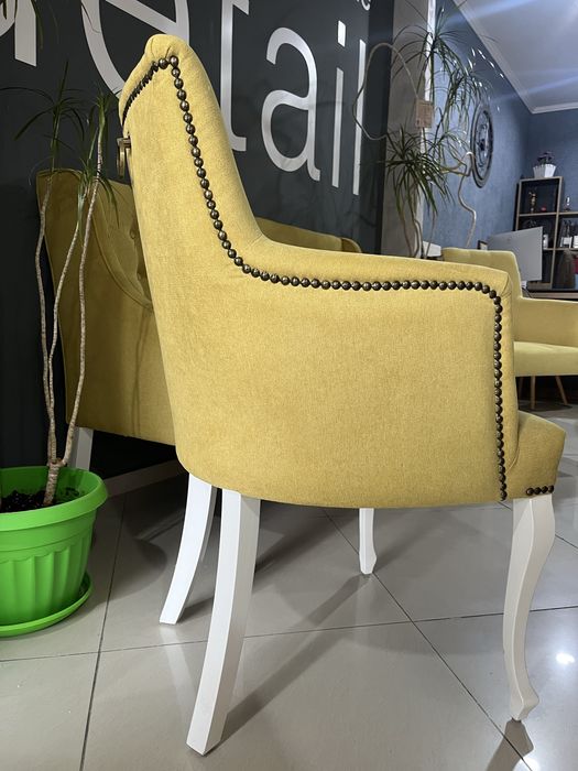 Трапезно канапе и кресло