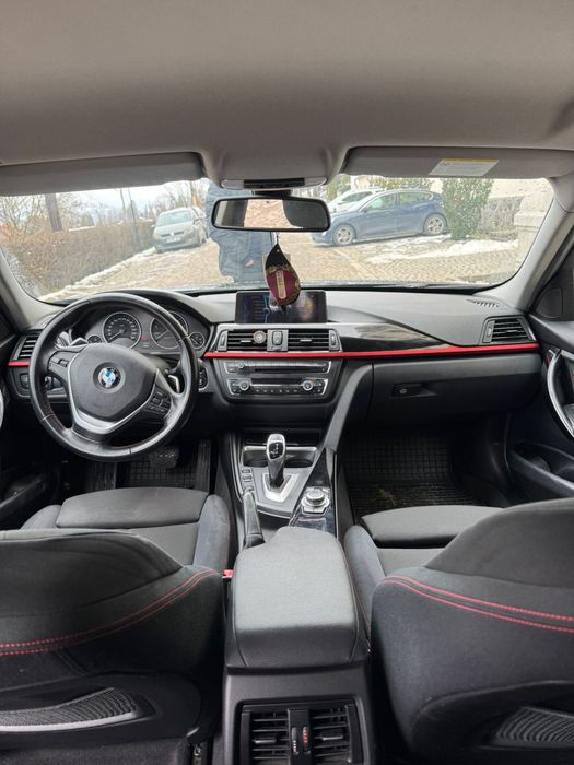 BMW F30 328i 2012