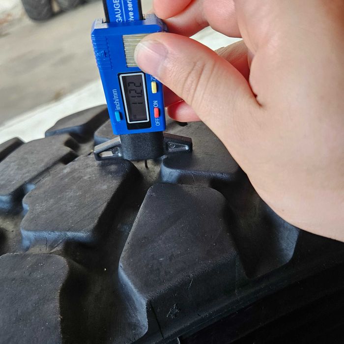 Високопроходими гуми 255/100R16 9.00R16 Michelin XZL 134J M+S TL TT