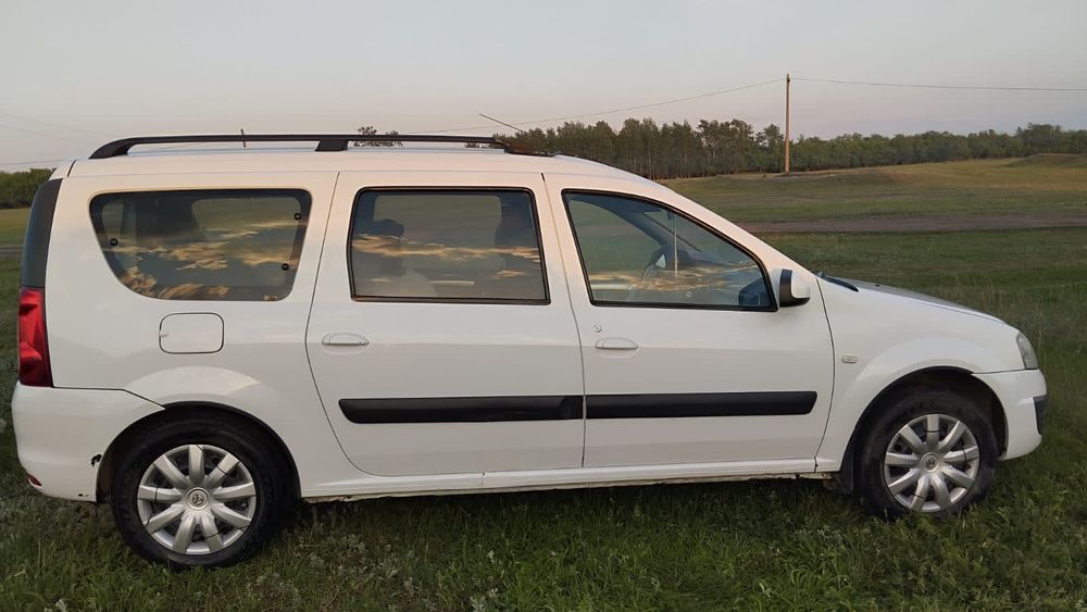 Продам Лада Ларгус 2014г