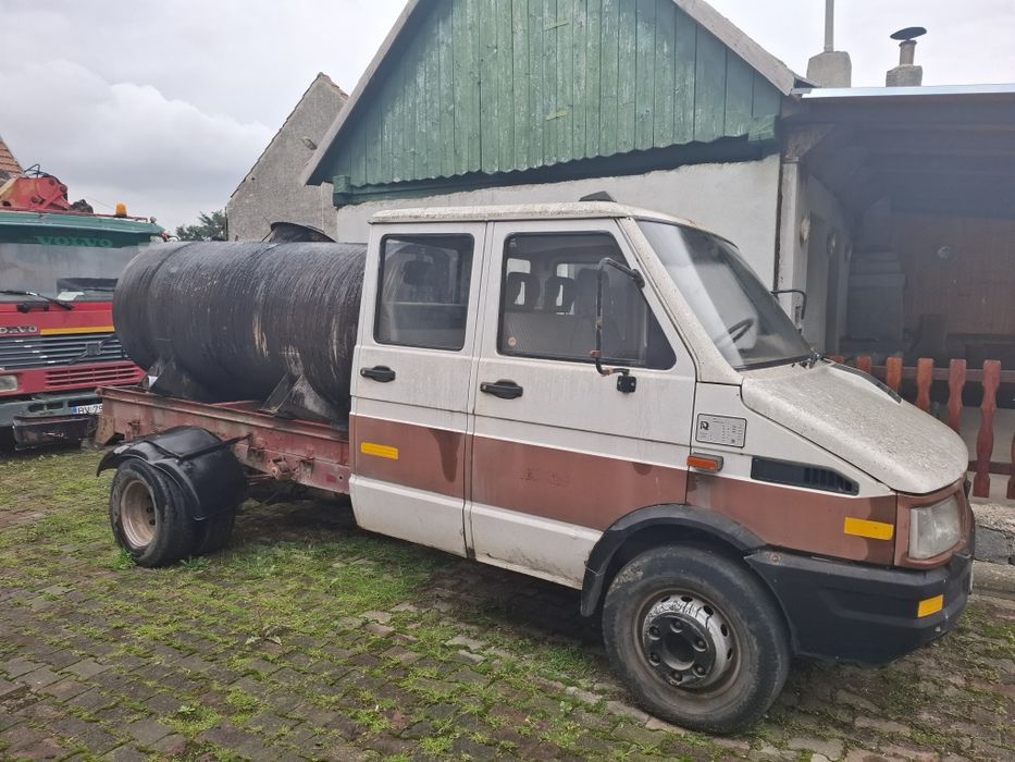 Vand/dezmembrez Iveco Turbo Daily.