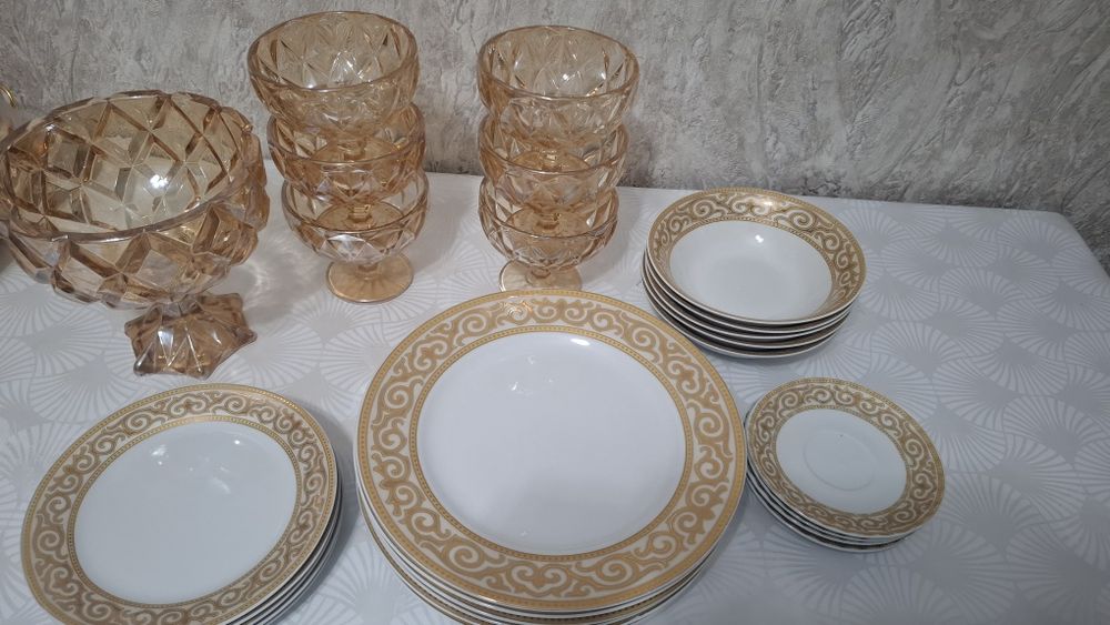 Продам набор посуды