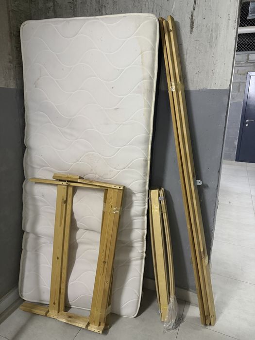 Кровать одинарный 180*90