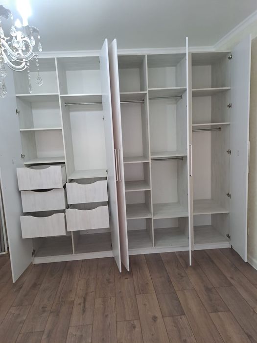 Продам квартиру на капитал плазе.