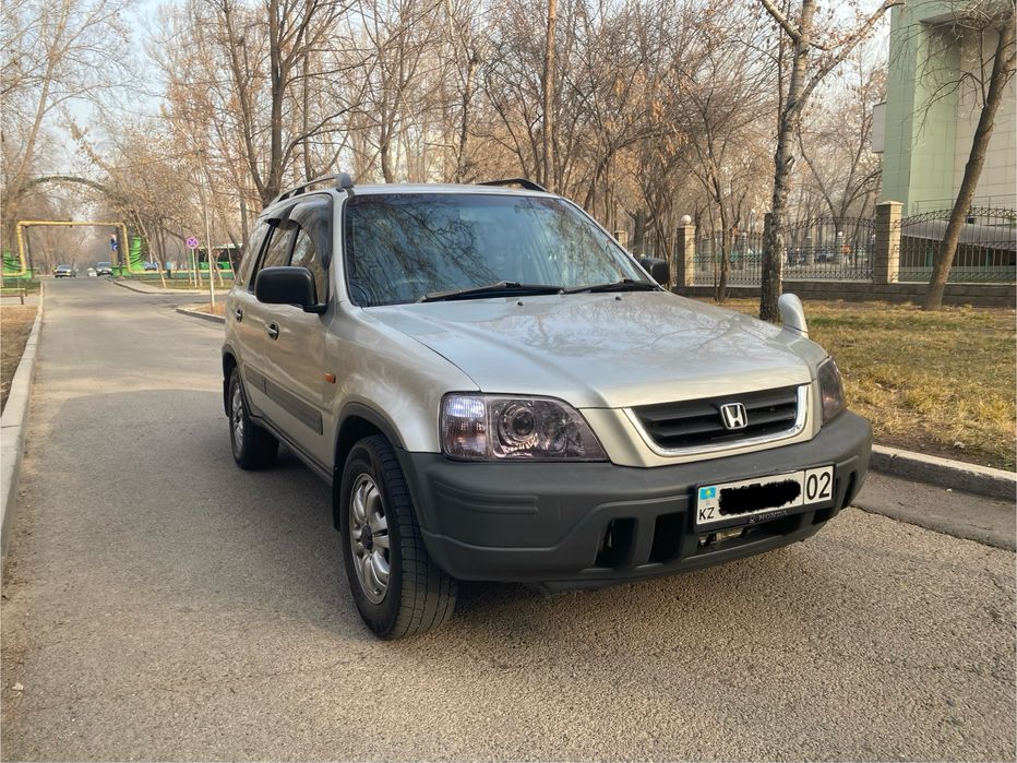 Honda CR-V 1996 год в хорошем состоянии