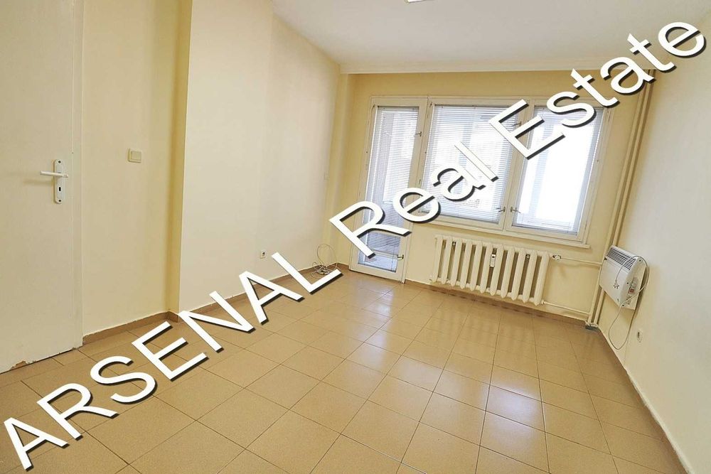 Продава се Тристаен апартамент в София, Център - 100 кв.м за 3500 €/кв.м - Снимка #4