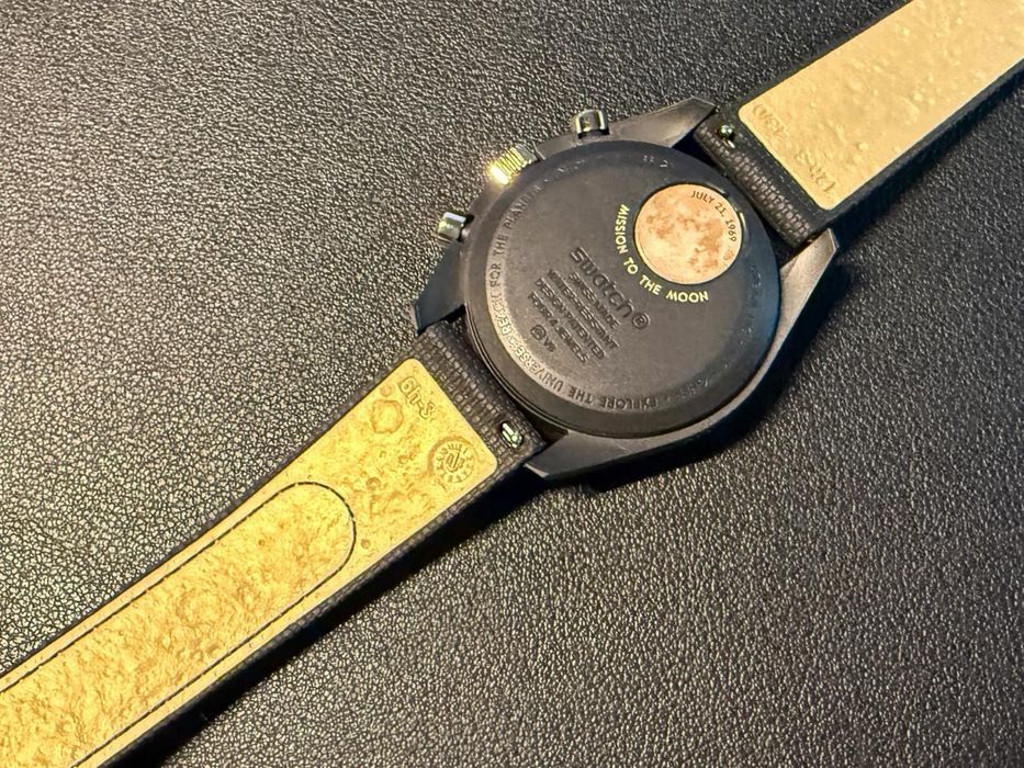 Omega x Swatch Mission To the Moon 1969