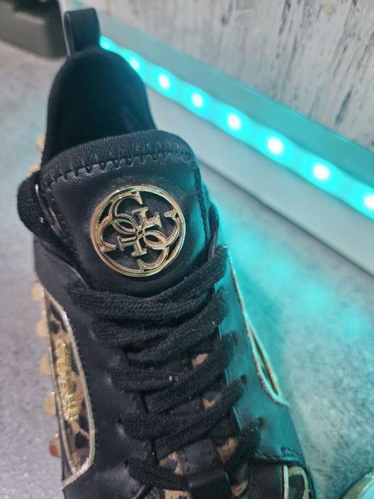 Guess оригинални обувки