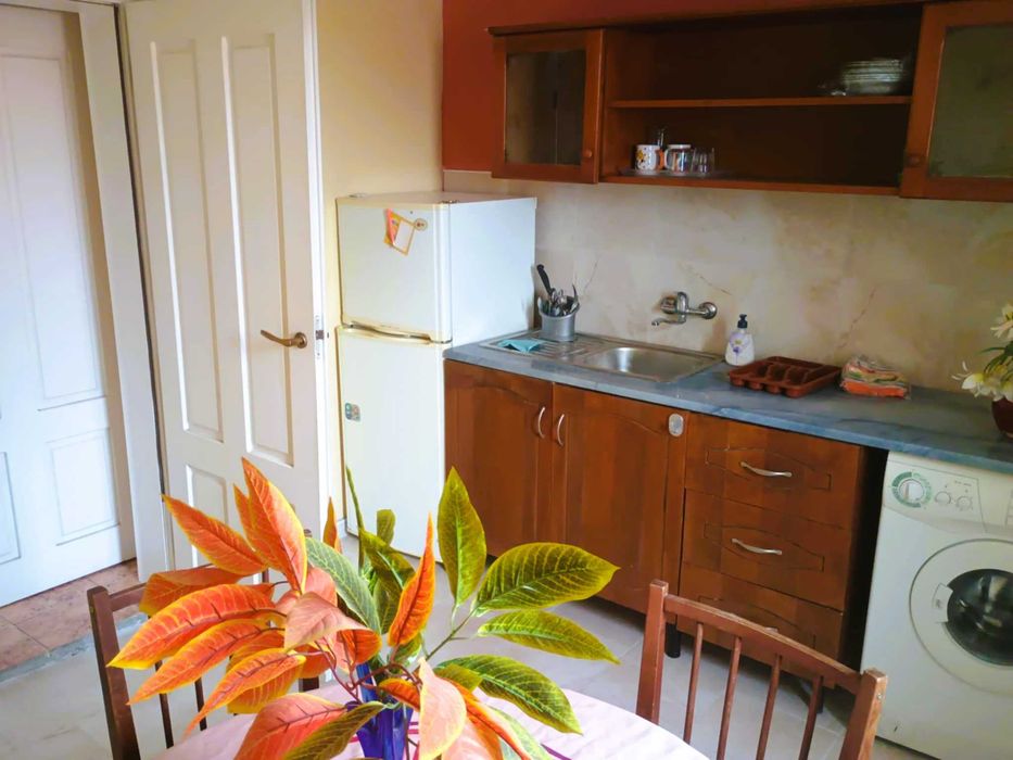 Дава се под наем Четиристаен апартамент в Пловдив, Коматевски възел - 120 кв.м за 500 € - Снимка #4