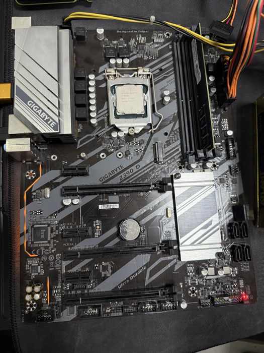 Процессор intel core i7-8700K, материнка z390